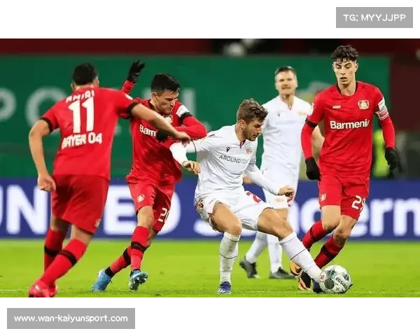 拜仁客场胜埃因霍温，双后腰拦截体系保障客场控球率